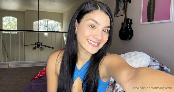 myabernal Nude Leaked Photo #9