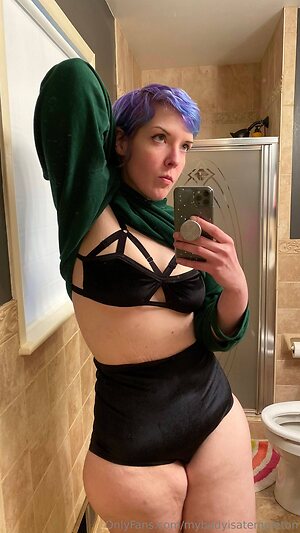 mybodyisatempleton Nude Leaked Photo #2