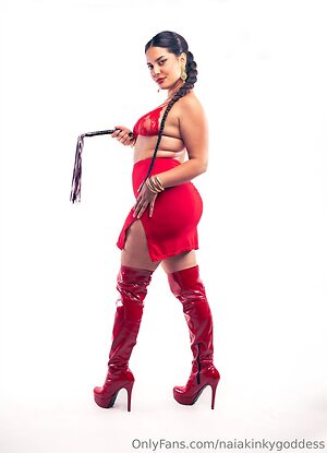 naiakinkygoddess Nude Leaked Photo #13