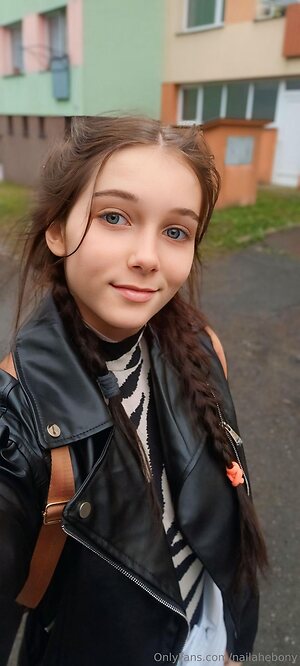 nailahebony Nude Leaked Photo #8