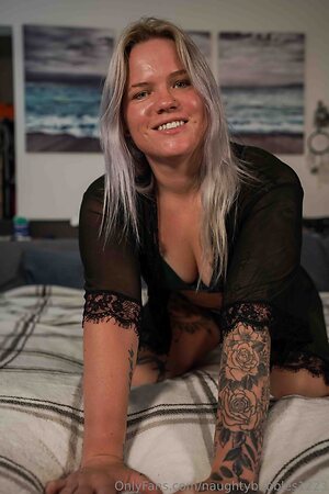 naughtybubbles1223 Nude Leaked Photo #11