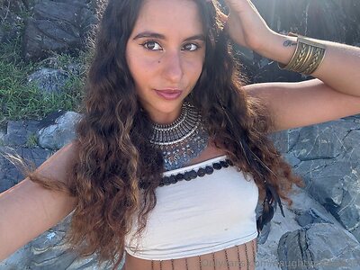 naughtynadia888 Nude Leaked Photo #12