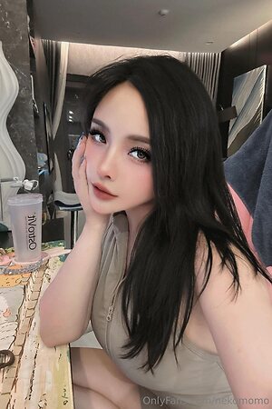 nekomomo Nude Leaked Photo #12