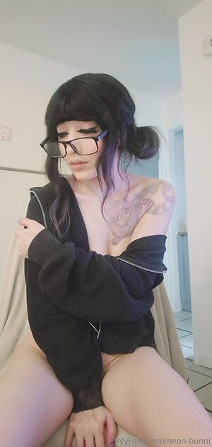 neon-bunni Nude Leaked Photo #3