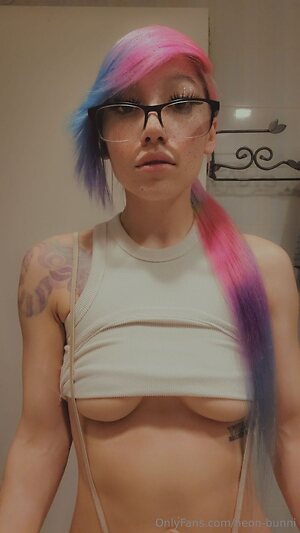 neon-bunni Nude Leaked Photo #10