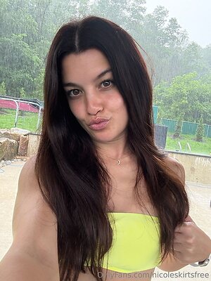 nicoleskirtsfree Nude Leaked Photo #21