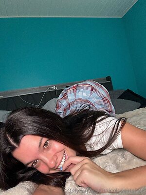 nicoleskirtsfree Nude Leaked Photo #23
