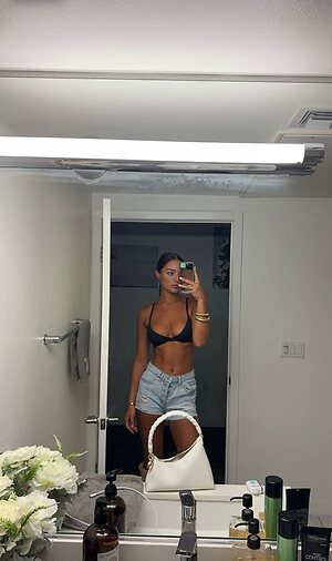 niikkirose Nude Leaked Photo #11