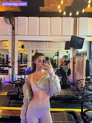niikkirose Nude Leaked Photo #33