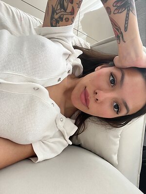 ninaneedsin Nude Leaked Photo #11