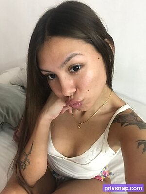 ninaneedsin Nude Leaked Photo #32