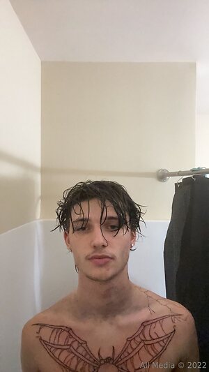 notgavinn Nude Leaked Photo #9