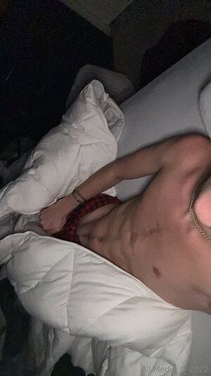 notgavinn Nude Leaked Photo #13