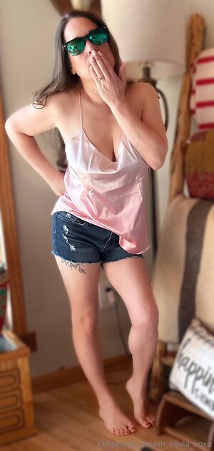 oh olivia xoxo Nude Leaked Photo #19
