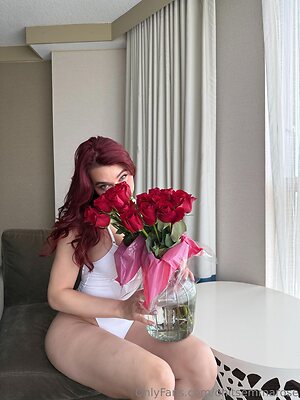 ohitsemmarose Nude Leaked Photo #37