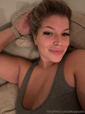 okayjuubs Nude Leaked Photo #5