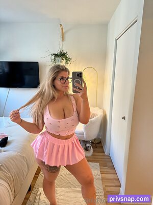 okayjuubs Nude Leaked Photo #40
