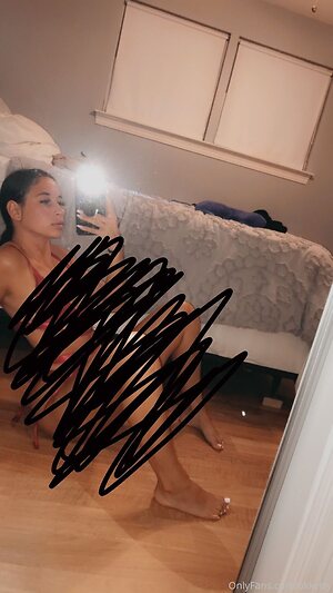 okkelsy Nude Leaked Photo #7