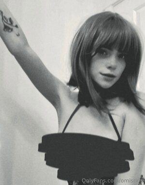 omisririe Nude Leaked Photo #16