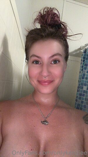 onlykenziee Nude Leaked Photo #12