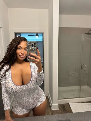 onlysdfans Nude Leaked Photo #3