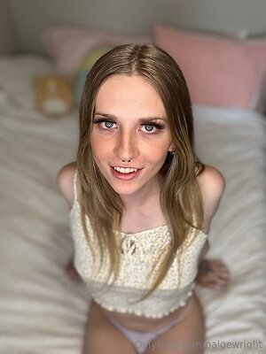 paigewright Nude Leaked Photo #7