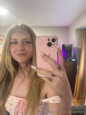 paigewright Nude Leaked Photo #11