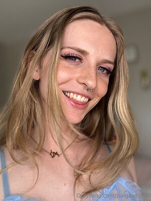 paigewright Nude Leaked Photo #13