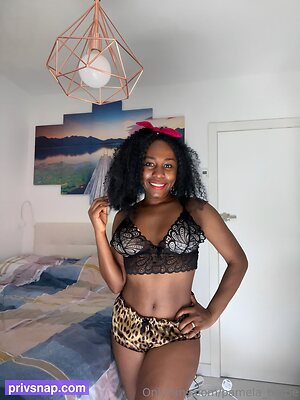 pamela hottie Nude Leaked Photo #25