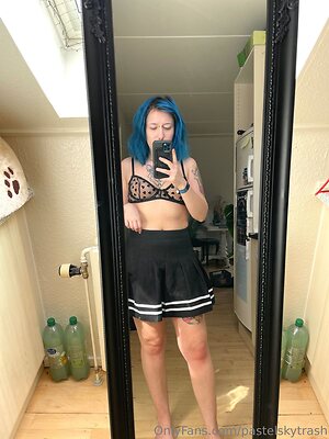 pastelskytrash Nude Leaked Photo #15