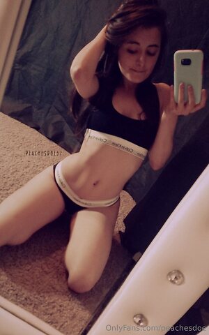 peachesdoe Nude Leaked Photo #11