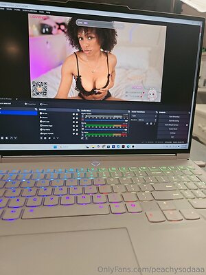 peachysodaaa Nude Leaked Photo #6