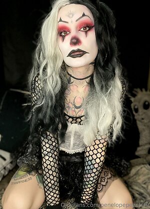 penelopepeach29 Nude Leaked Photo #24