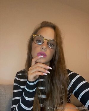 petulkaaa Nude Leaked Photo #18