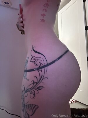 phattsie Nude Leaked Photo #18