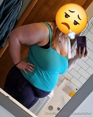 phoebefatter Nude Leaked Photo #2