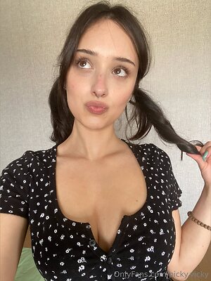 picky vicky Nude Leaked Photo #16