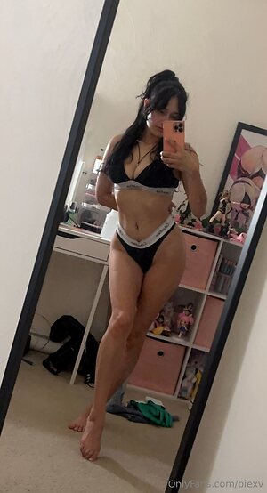 piexv Nude Leaked Photo #19