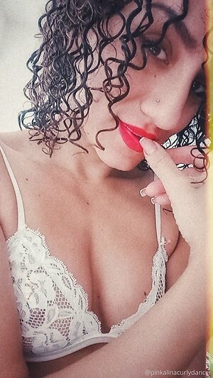 pinkalinacurlydancer