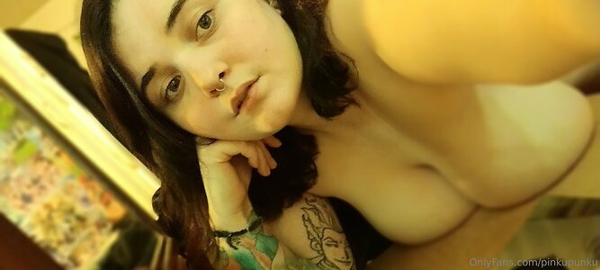 pinkupunku Nude Leaked Photo #2
