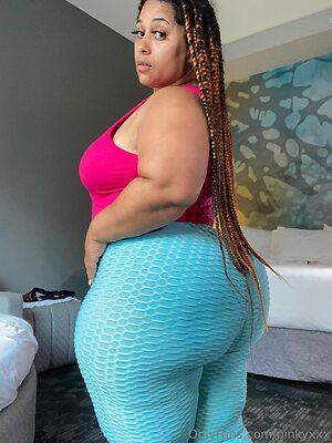 pinkyxxx Nude Leaked Photo #15