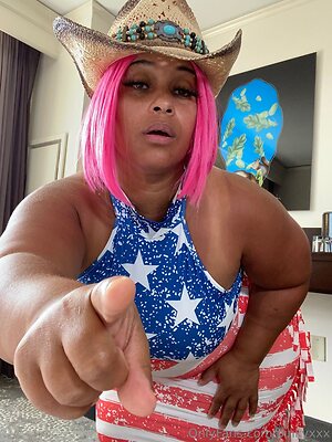 pinkyxxx Nude Leaked Photo #33