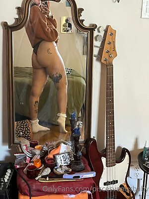 piscesvenusbaby Nude Leaked Photo #29