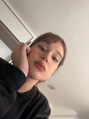 playwithpenelopi Nude Leaked Photo #11