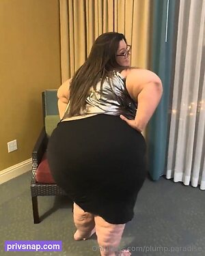 plump paradise Nude Leaked Photo #28
