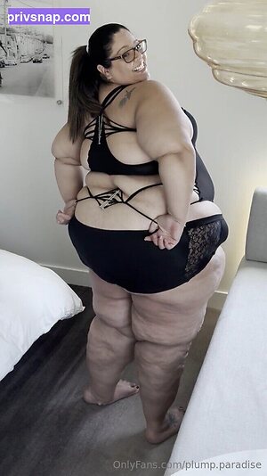 plump paradise Nude Leaked Photo #38