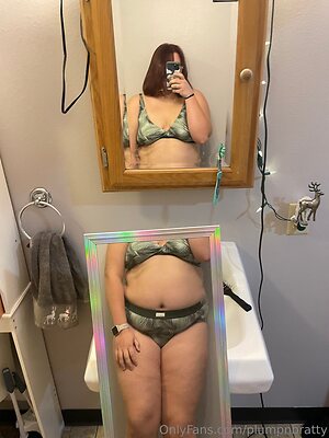 plumpnbratty Nude Leaked Photo #15