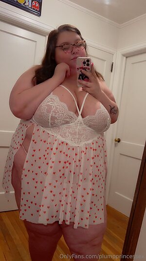plumpprincessex Nude Leaked Photo #12