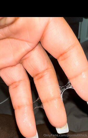 pornluhthick Nude Leaked Photo #6