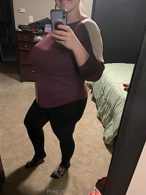 preg mom of twins Nude Leaked Photo #17